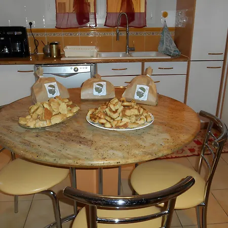 Bed & Breakfast De La Et Baldaquin Sarrola-Carcopino