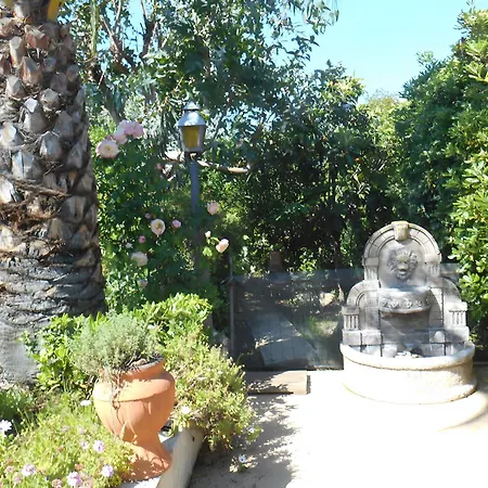 De La Et Baldaquin Bed & Breakfast Sarrola-Carcopino