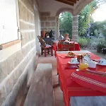 Couette-café De La Et Baldaquin Sarrola-Carcopino