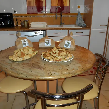 De La Et Baldaquin Bed & Breakfast