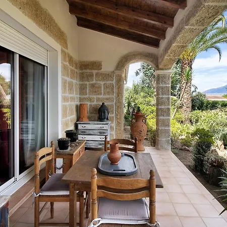 De La Et Baldaquin Bed & Breakfast Sarrola-Carcopino