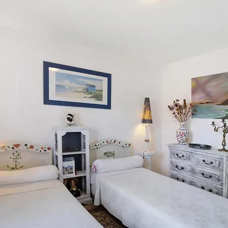 De La Et Baldaquin Bed & Breakfast